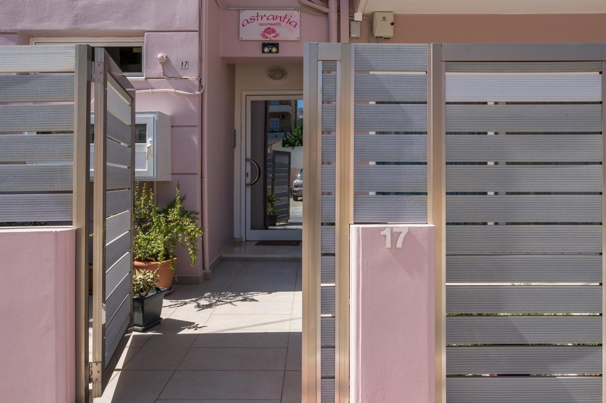 Astrantia (Adults Only) Apartment Chania  ภายนอก รูปภาพ