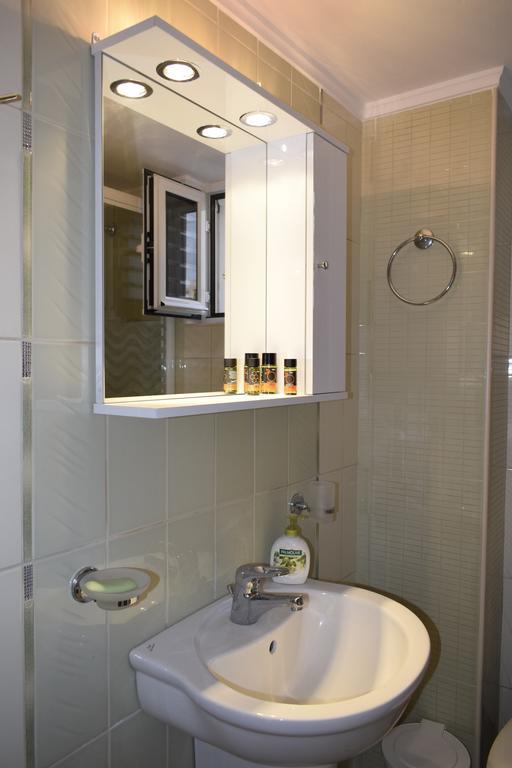 Astrantia (Adults Only) Apartment Chania  ภายนอก รูปภาพ