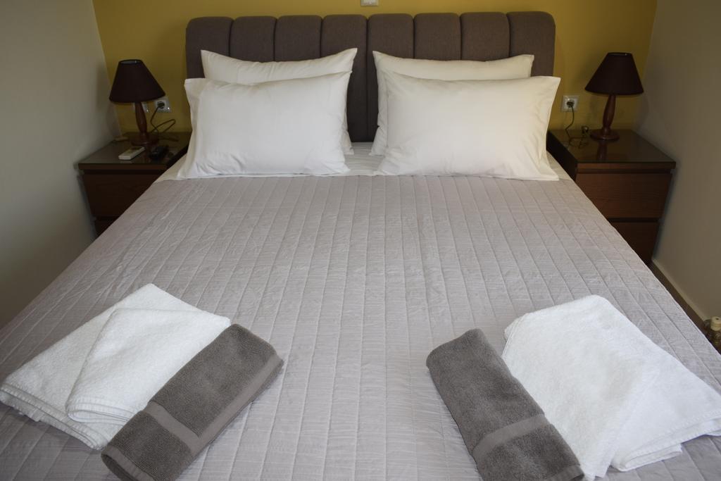 Astrantia (Adults Only) Apartment Chania  ภายนอก รูปภาพ